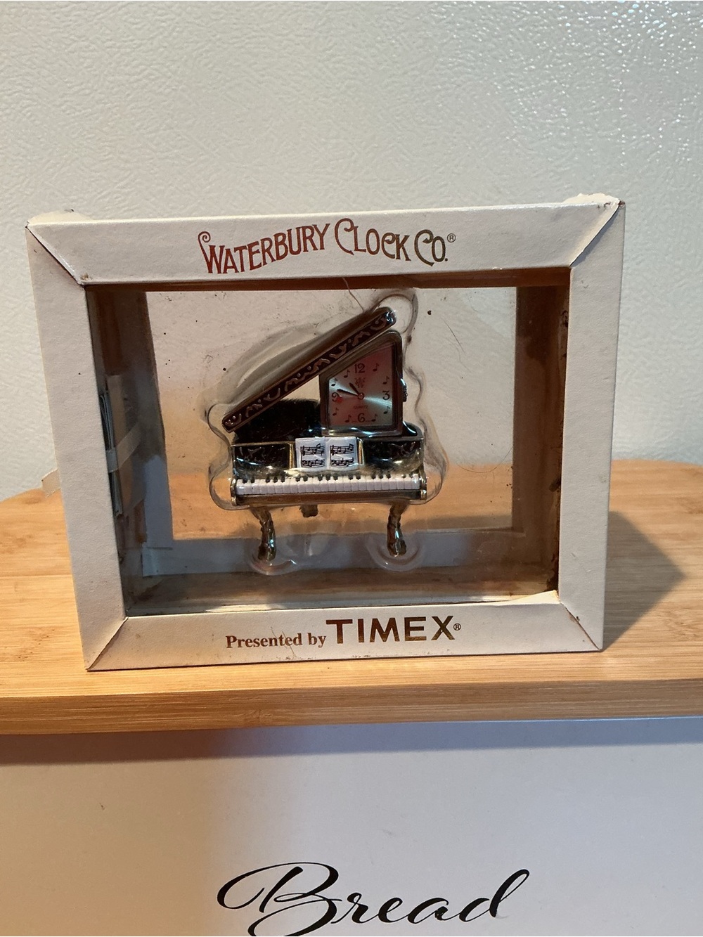 Vintage 1990 Waterbury Clock Co. Open Piano Novelty Clock, by Timex